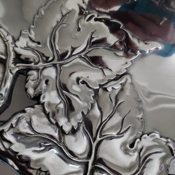 Stunning Silver Arthur Court Grapes And Grape Leaves Chip And Dip Bowl - Picture 9 of 10